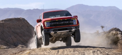 To νέο Ford F-150 Raptor είναι ένας οδοστρωτήρας με 450+ άλογα!
