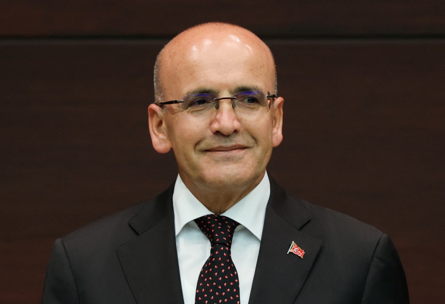 Şimşek (Tουρκία): Με διαφάνεια, συνέπεια, προβλεψιμότητα η τουρκική οικονομία θα επιστρέψει στο «πεδίο του ορθολογισμού»