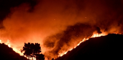 Σκηνές αποκάλυψης στην Αττική μέσα από φωτογραφίες - Η μάχη που δεν κερδήθηκε