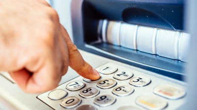 Μεγάλη αύξηση προμηθειών για αναλήψεις μετρητών από ΑΤΜ από 1η Ιουλίου 2019