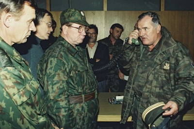 Με τιμές Ήρωα η κηδεία του Mladic στη Σερβία - Αντιδράσεις από δυτικούς μουσουλμανολάγνους