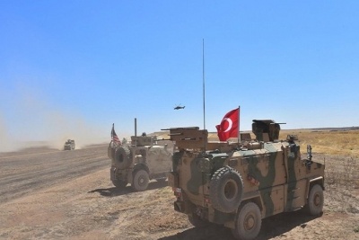 Οι κουρδικές δυνάμεις ανέστειλαν τις επιχειρήσεις τους κατά του ISIS λόγω της τουρκικής εισβολής
