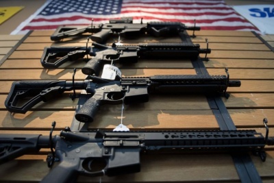 ΗΠΑ: Οι δήμαρχοι καλούν τη Γερουσία να υιοθετήσει νόμους για τον έλεγχο της αγοράς όπλων
