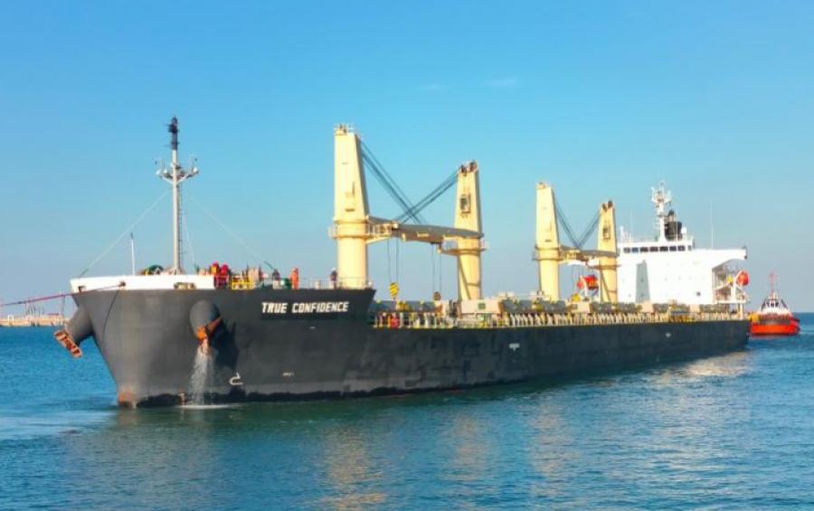Ραγδαίες εξελίξεις στην Ερυθρά Θάλασσα: Τουλάχιστον δύο νεκροί από πυραυλική επίθεση σε ελληνόκτητο πλοίο