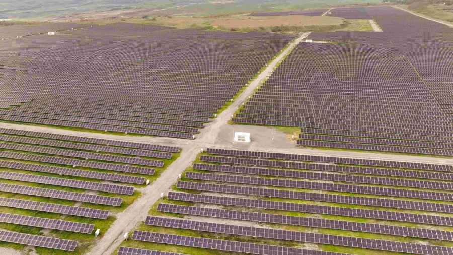 Όμιλος ΔΕΗ: Ξεκινά η δεύτερη φάση κατασκευής του φωτοβολταϊκού πάρκου 490MW στη Μεγαλόπολη