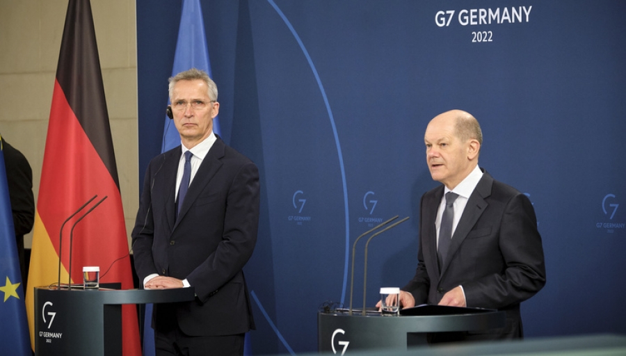 Stoltenberg - Scholz: Δεν πρέπει να κερδίσει ο Putin στον πόλεμο της Ουκρανίας αλλά το ΝΑΤΟ δεν θα εμπλακεί