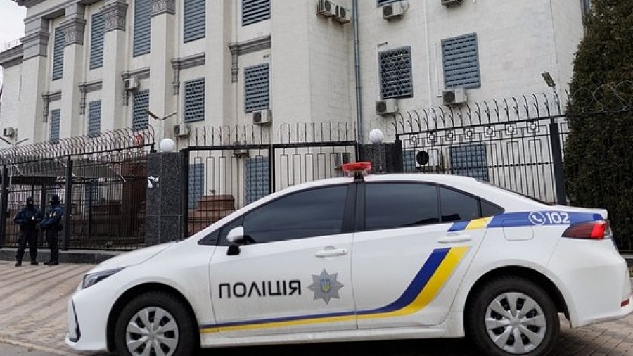 Εντυπωσιακή απόδραση – Δύο Ρώσοι αιχμάλωτοι σκότωσαν Ουκρανό στρατιώτη και διέφυγαν με Mercedes από το Kharkiv