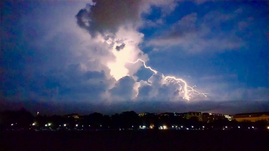 Καιρός: Σφοδρή επιδείνωση από την Κυριακή 25/11 - Ποιες περιοχές θα πλήξει το ακραίο καιρικό φαινόμενο «Γηρυόνης»