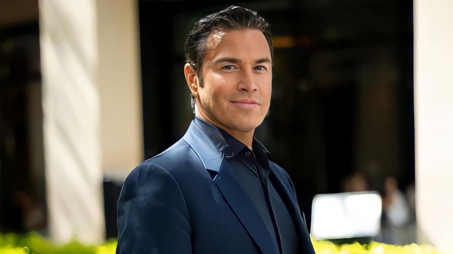 Σοβαρό τροχαίο για τον Μάριο Φραγκούλη - Αναβάλλεται η συναυλία του