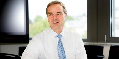 Strauch (ESM): Η Ελλάδα μπορεί να είναι το νέο success story των προγραμμάτων διάσωσης