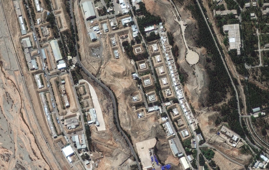 Καταιγιστικές εξελίξεις – Διαρροή ραδιενέργειας μετά το ισραηλινό χτύπημα στα πυρηνικά του Ιράν