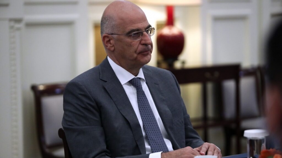 Σε προληπτική καραντίνα ο Νίκος Δένδιας, έπειτα από επαφή με κρούσμα κορωνοϊού