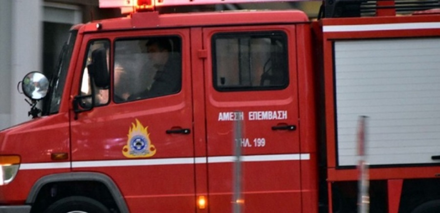 Τουριστικό λεωφορείο τυλίχτηκε στις φλόγες ανάμεσα στα τούνελ του Βερμίου, στην Εγνατία Οδό