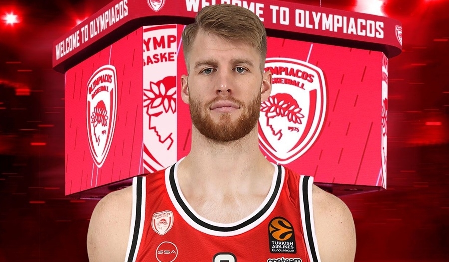 Ο Τόμας Γουόκαπ πήρε το ελληνικό διαβατήριο - Το σχετικό αίτημα υπεγράφη από την Κατερίνα Σακελλαροπούλου