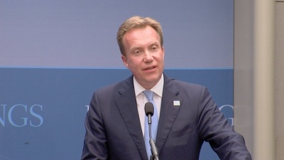 Brende (WEF): Κίνα και ΗΠΑ πρέπει να δείξουν ευελιξία στις εμπορικές συνομιλίες - Είναι προς το συμφέρον τους