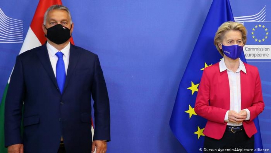 Von der Leyen κατά Orban: «Ντροπή» ο ουγγρικός νόμος για την ομοφυλοφιλία