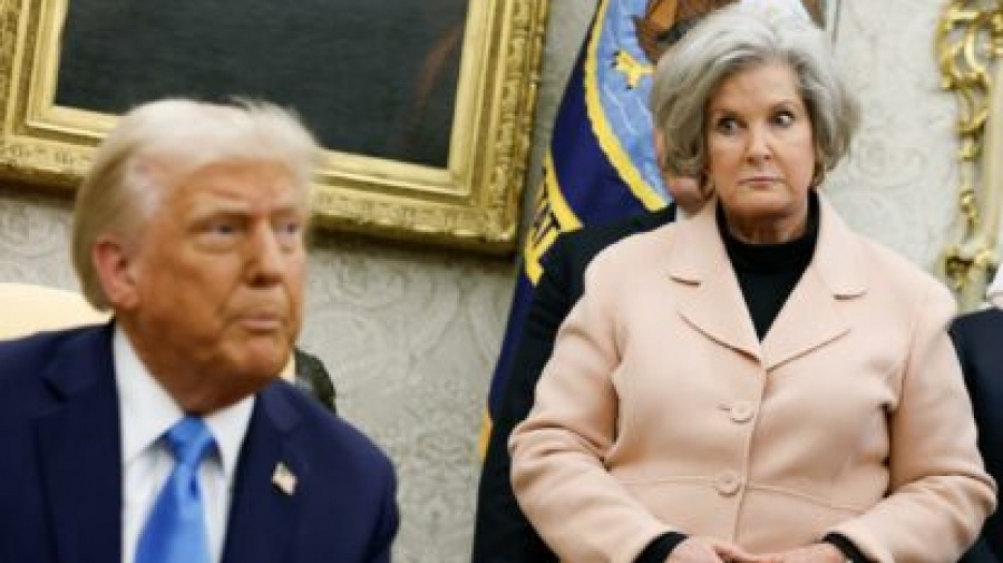 «Η Παρθένα του Πάγου» - Η πιο ισχυρή γυναίκα στις ΗΠΑ αποκάλυψε μυστικά του Λευκού Οίκου...