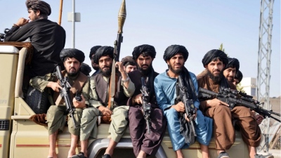 Πανηγύρια στο Αφγανιστάν - Επέστρεψε... το ίντερνετ