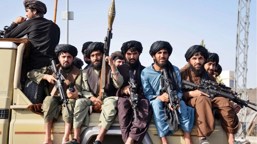 Πανηγύρια στο Αφγανιστάν - Επέστρεψε... το ίντερνετ