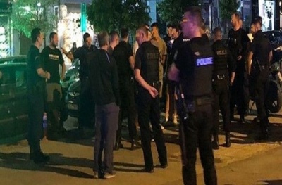 Eπεισόδια στην πλατεία Καλλιθέας στην Άνω Πόλη Θεσσαλονίκης μεταξύ αστυνομίας και νεαρών