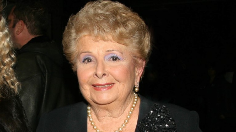 Χαμός με την ανάρτηση της Βέφας Αλεξιάδου και το ΚΚΕ - Γιατί κατηγορεί τώρα το... facebook