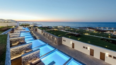 Νέα τουριστική επένδυση με την υπογραφή Καράτζη