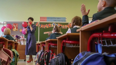 Ο Putin υπέγραψε νόμο που απαγορεύει στους μαθητές να χρησιμοποιούν κινητά κατά τη διάρκεια των μαθημάτων