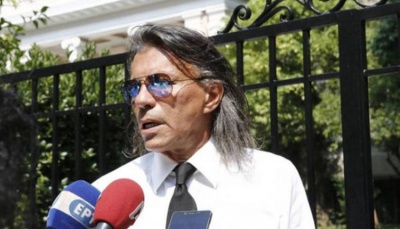 Καταθέτει στην εισαγγελέα Πρωτοδικών ο δήμαρχος Μαραθώνα Ηλίας Ψινάκης για την πυρκαγιά στο Μάτι