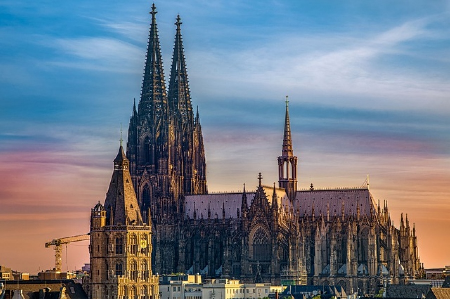 Συναγερμός στη Γερμανία: Τρεις Ισλαμιστές σχεδίαζαν επίθεση στον καθεδρικό ναό της Κολωνίας