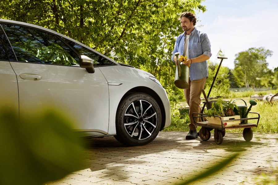 Ηλεκτρικά αυτοκίνητα: Η χαρά των λαστιχάδων