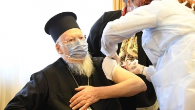 Εμβολιάσθηκε κατά του κορωνοϊού ο Πατριάρχης Βαρθολομαίος