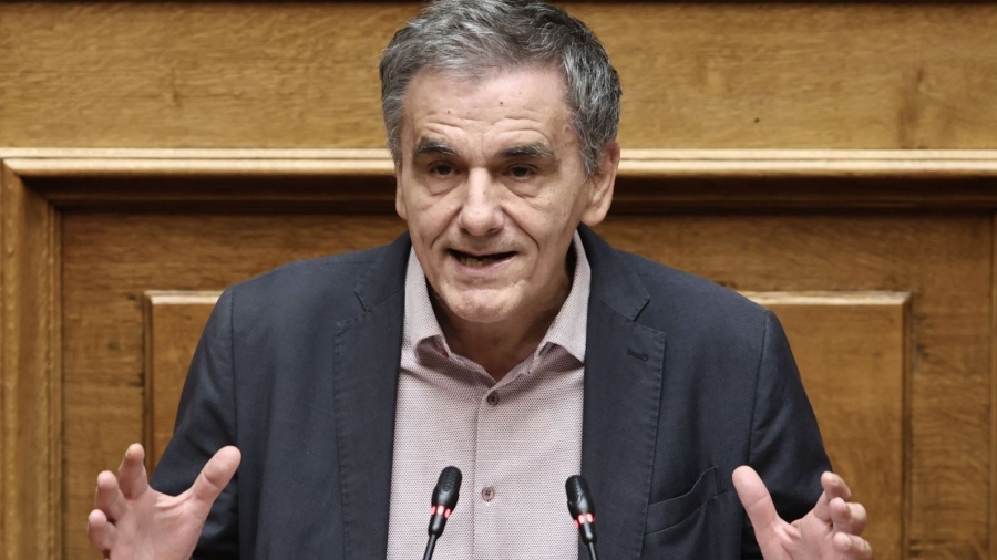 Τσακαλώτος από τη Βουλή: Η κυβέρνηση δεν έμαθε το βασικό μάθημα του Watergate