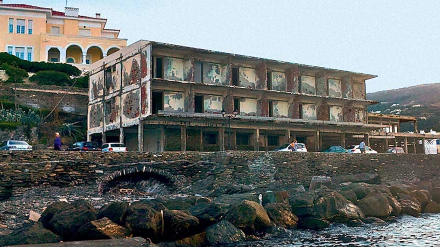 ΕΤΑΔ: Προχωρά στη μίσθωση παραχώρησης του Ξενία Άνδρου για 40 έτη