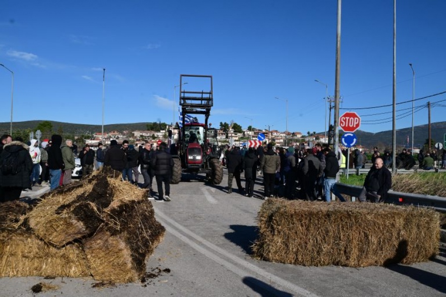 Αποχωρούν από τα Τέμπη οι αγρότες και επιστρέφουν στη Νίκαια για την πανελλαδική σύσκεψη