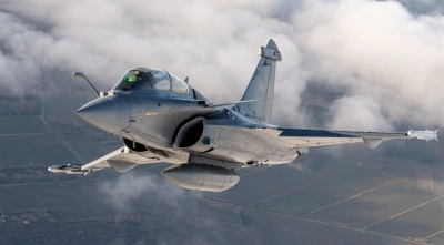 Τρομερή στροφή από το Βιετνάμ - Εξετάζει την αγορά μαχητικών Rafale, παγώνει για την ώρα την αναβάθμιση των Su-22