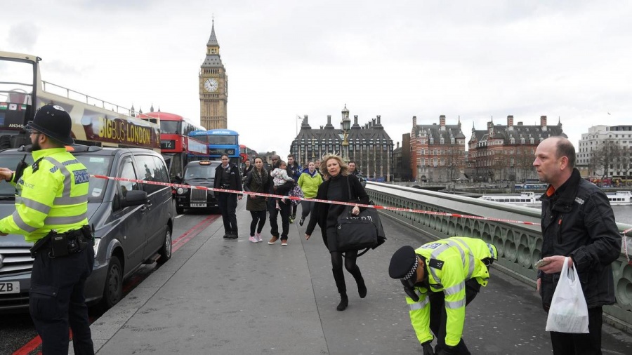 Η Βρετανία μείωσε το επίπεδο της τρομοκρατικής απειλής - Σε «σημαντικό» από σοβαρό
