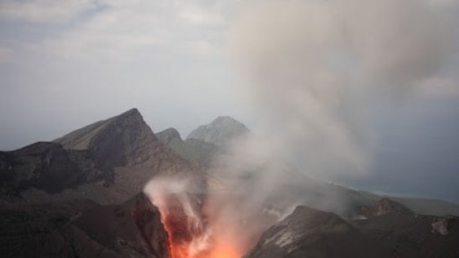 Εξερράγη ηφαίστειο στην Ιαπωνία - Έκτακτη προειδοποίηση από το Τόκιο