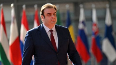 Στις Βρυξέλλες ο Πιερρακάκης για τις συνεδριάσεις Eurogroup και ECOFIN - Στο επίκεντρο ο διεθνής ρόλος του ευρώ