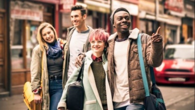 Ποιες είναι οι παγκόσμιες τάσεις για όλες τις γενιές ταξιδιωτών, από την Expedia