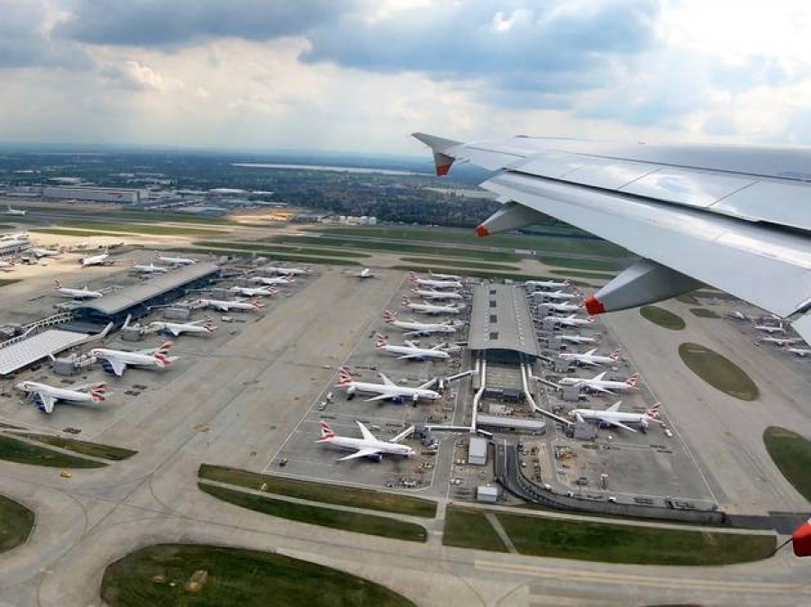 Βρετανία: Κατέρρευσε 81,5% η επιβατική κίνηση του Heathrow τον Αύγουστο 2020