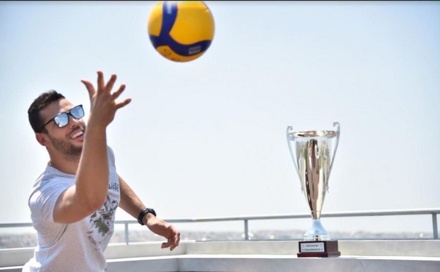 O πρωταθλητής βόλεϊ Παναθηναϊκός σηκώνει ξανά το κύπελλο