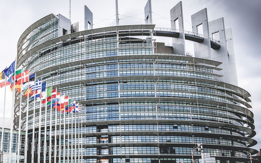ΕΕ: Χρηματοδότηση για «έξυπνη» ανάπτυξη και «πράσινη» οικονομία στις Περιφέρειες