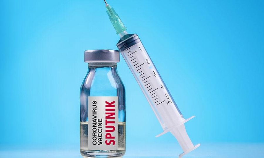 Γαλλία: Στο τέλος του Ιουνίου η έγκριση από την ΕΜΑ του ρωσικού εμβολίου Sputnik V