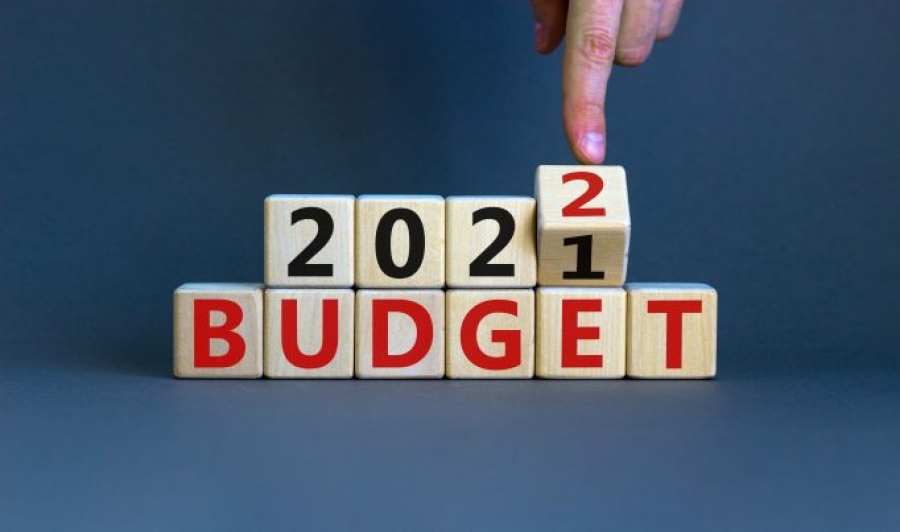 Προϋπολογισμός 2022: Στο 3,5% κόβει την ανάπτυξη το δυσμενές σενάριο και αυξάνει το πρωτογενές έλλειμμα στο 1,7% του ΑΕΠ