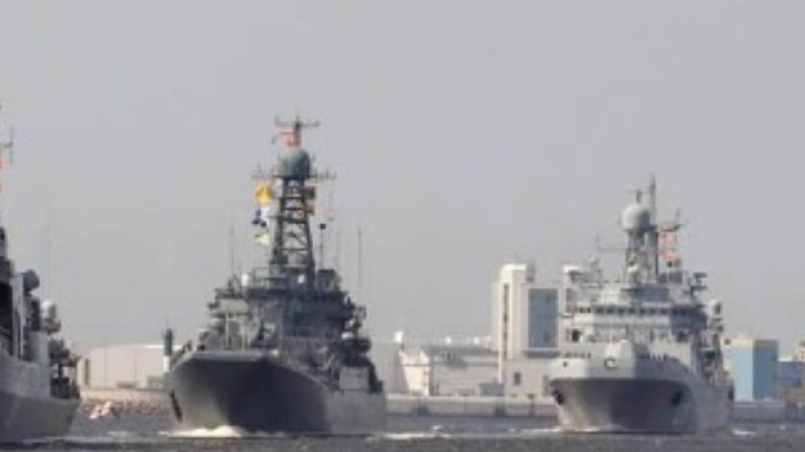 Το ρωσικό υπουργείο Άμυνας διαψεύδει τον 5ο αμερικανικό στόλο για το περιστατικό στην Αραβική θάλασσα