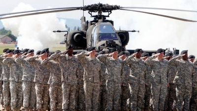 Οι ΗΠΑ θα αυξήσουν τη στρατιωτική τους δύναμη στην Πολωνία – Έχουν ήδη 11.000 στρατιώτες