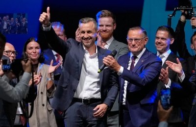 Πρόταση – βόμβα της AfD για τη βιομηχανία: Ενίσχυση της αμυντικής βιομηχανίας  και μαζικές απελάσεις – Αίνιγμα με την επένδυση της ισραηλινής Elbit Systems