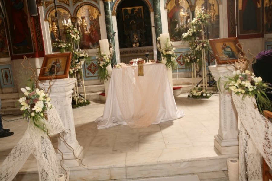Γραφειοκρατία στην Εκκλησία μετά την απόπειρα γάμου μεταξύ αντρών