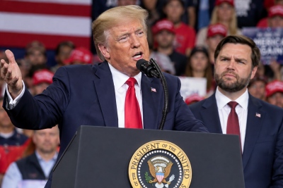 Ανατροπή: Ο Trump ακυρώνει τις συγκεντρώσεις σε Κάνσας και Άιοβα – Τι συμβαίνει με τον JD Vance