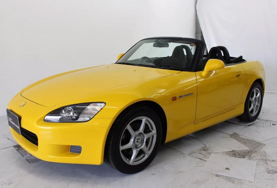 Θα δίνατε 110 χιλιάρικα για ένα Honda S2000;